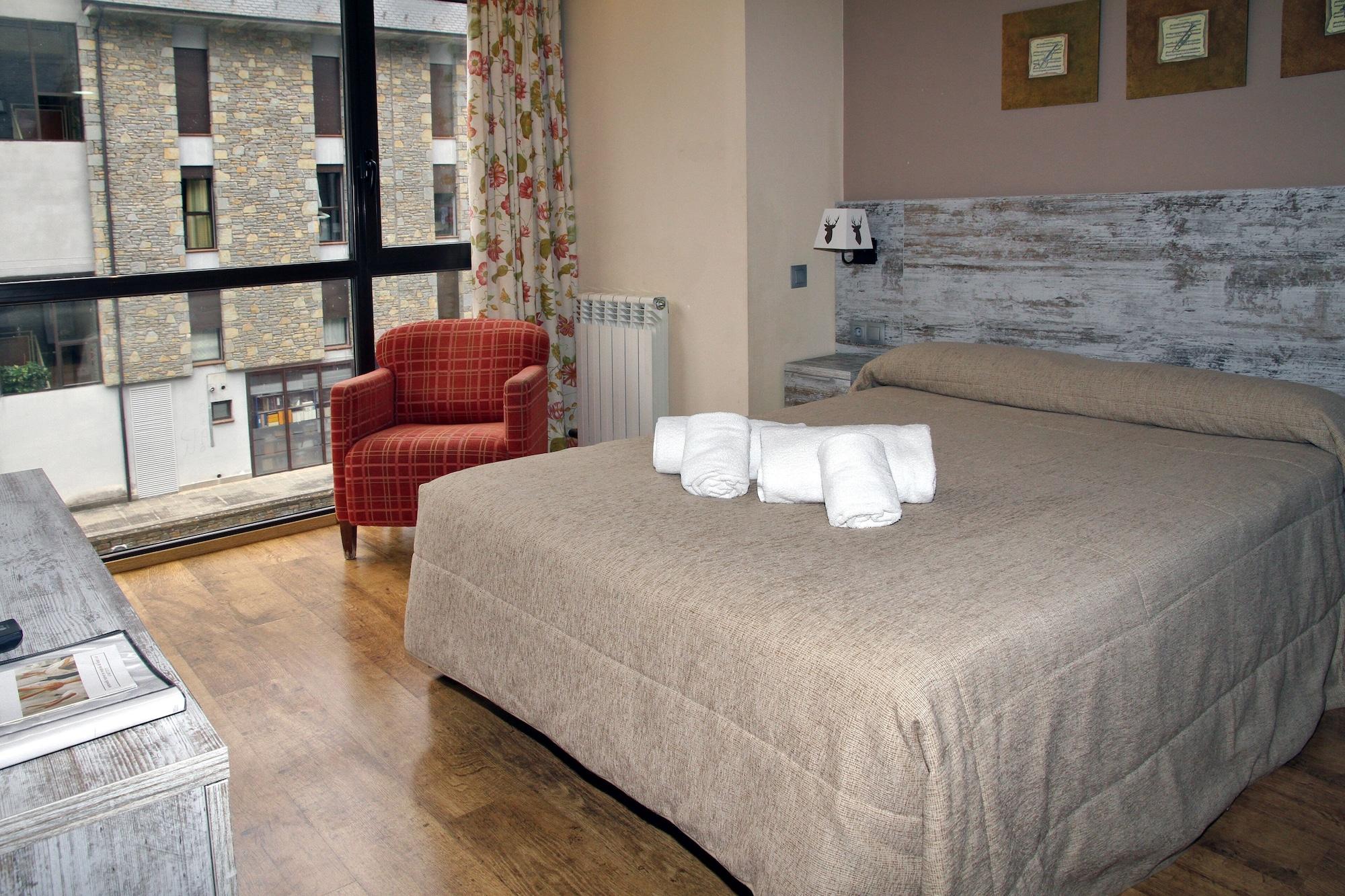 Aparthotel La Vall Blanca Вьелья Экстерьер фото