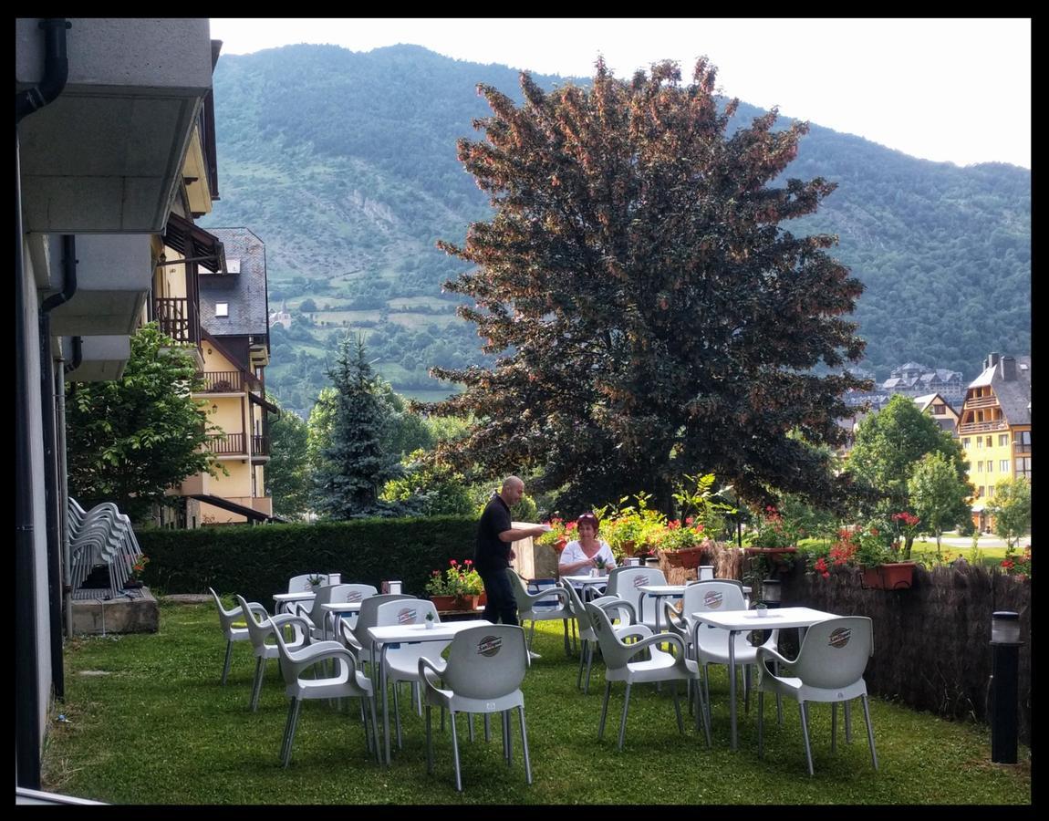 Aparthotel La Vall Blanca Вьелья Экстерьер фото
