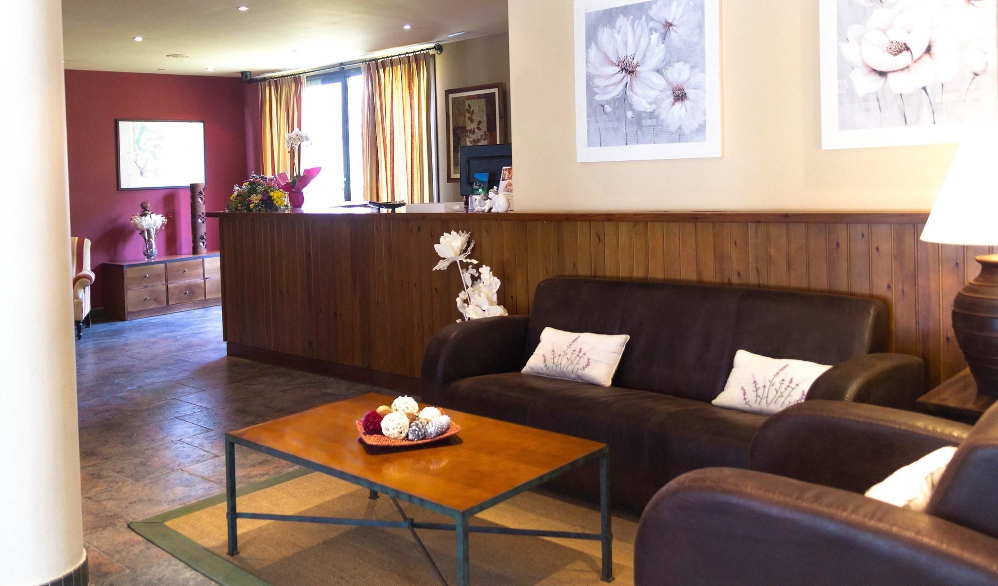 Aparthotel La Vall Blanca Вьелья Экстерьер фото