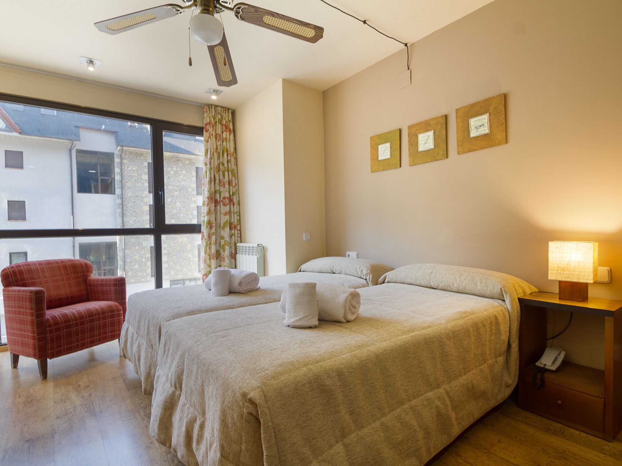 Aparthotel La Vall Blanca Вьелья Экстерьер фото