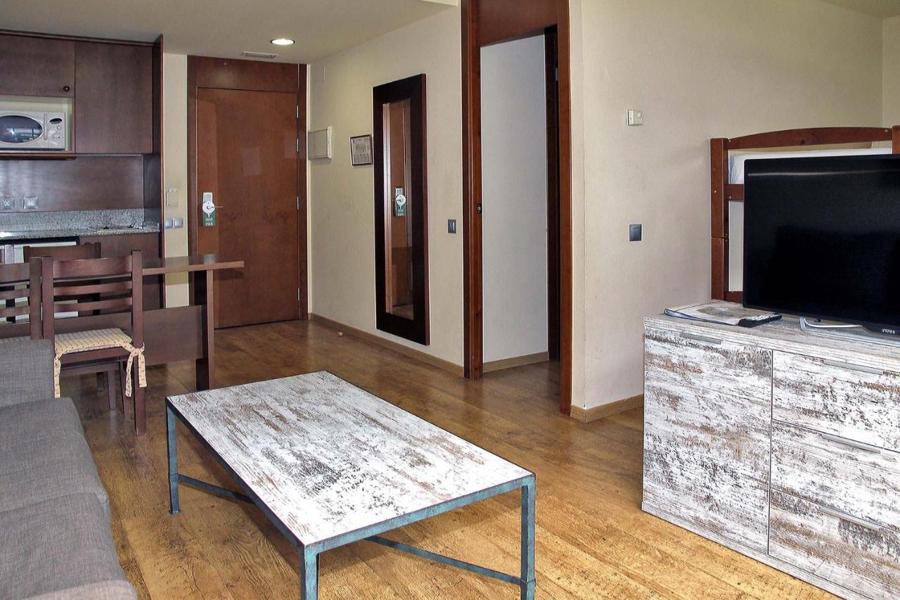 Aparthotel La Vall Blanca Вьелья Экстерьер фото