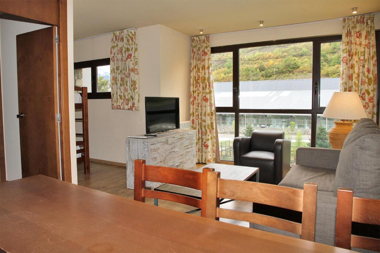 Aparthotel La Vall Blanca Вьелья Экстерьер фото