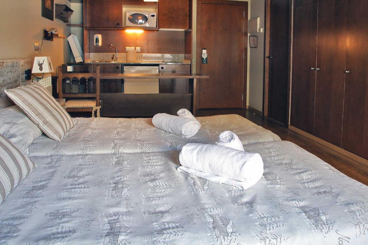 Aparthotel La Vall Blanca Вьелья Экстерьер фото