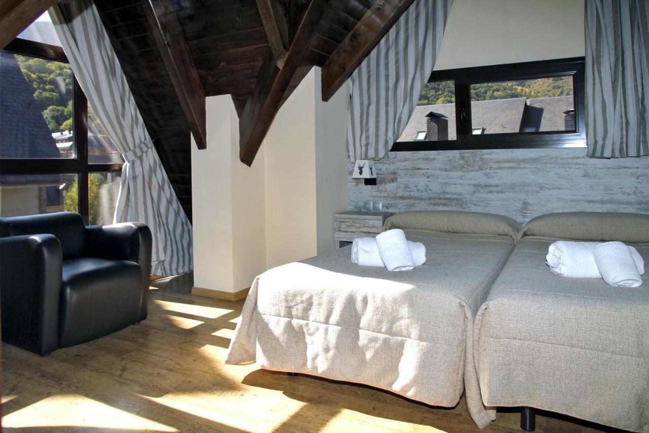 Aparthotel La Vall Blanca Вьелья Экстерьер фото